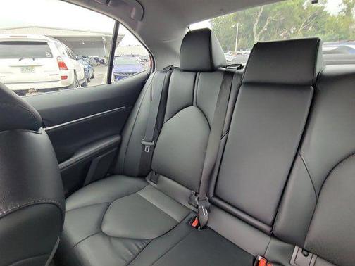 Ruby Flare Pearl 2021 Toyota Camry Hybrid XLE