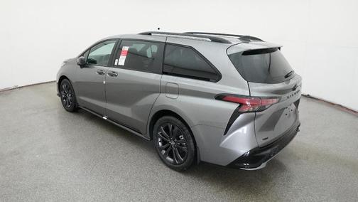 2026 Toyota Sienna XSE 7 Passenger