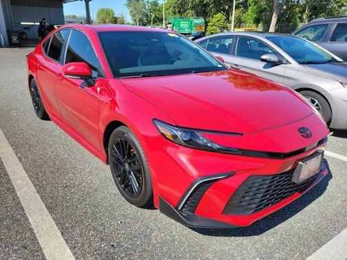 Supersonic Red 2025 Toyota Camry SE