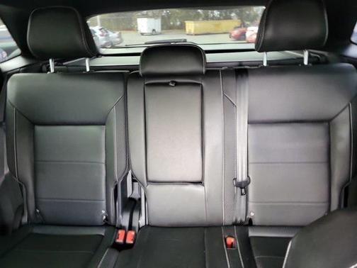 2023 Volkswagen Atlas Cross Sport 2.0T SE w/Technology