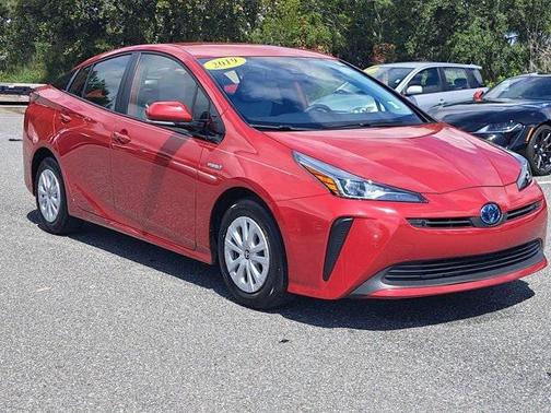 2019 Toyota Prius LE