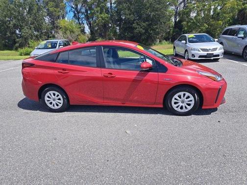 2019 Toyota Prius LE