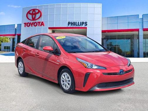 2019 Toyota Prius LE