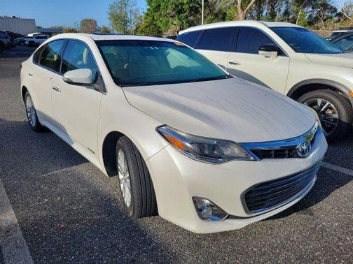 2015 Toyota Avalon Hybrid XLE Touring