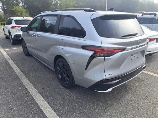 2025 Toyota Sienna XSE 7 Passenger