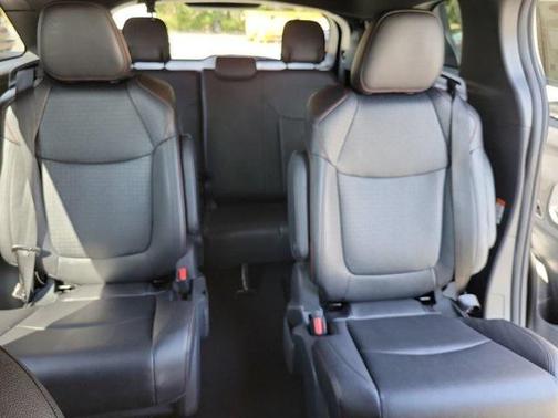 2025 Toyota Sienna XSE 7 Passenger