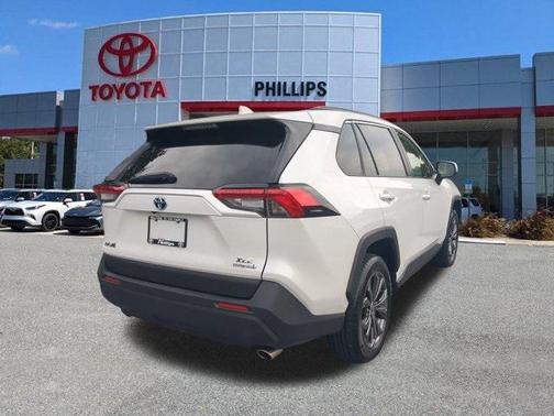 2023 Toyota RAV4 Hybrid XLE Premium
