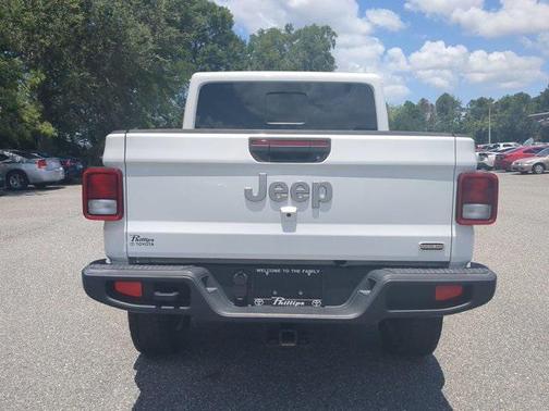 2021 Jeep Gladiator Overland