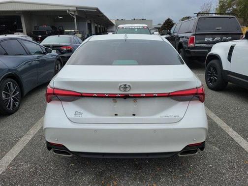 2019 Toyota Avalon Limited
