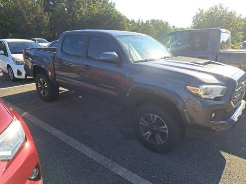 2017 Toyota Tacoma TRD Sport