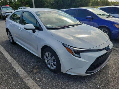 Ice Cap 2025 Toyota Corolla Hybrid LE