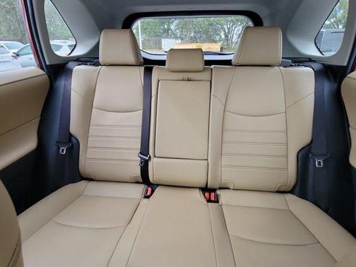 2023 Toyota RAV4 Hybrid XLE Premium