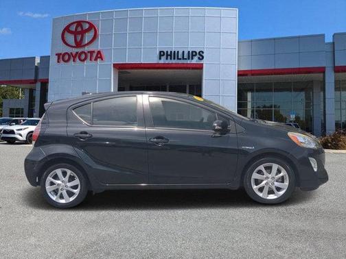 2016 Toyota Prius c Four