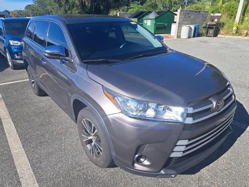 2019 Toyota Highlander LE I4