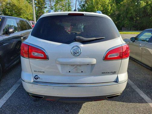 White Frost Tricoat 2017 Buick Enclave Leather