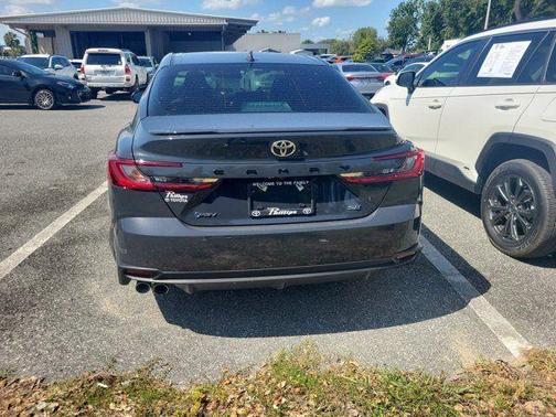 Ice Cap 2024 Toyota Camry Hybrid SE