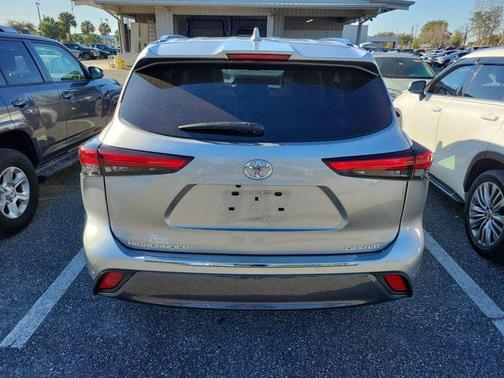 2023 Toyota Highlander Limited