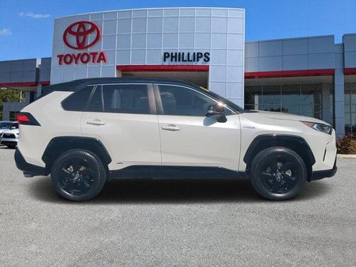 2019 Toyota RAV4 Hybrid XSE