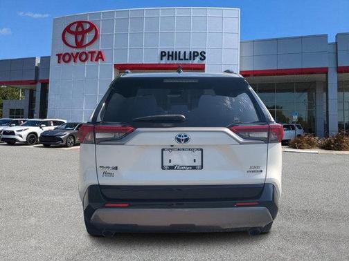 2019 Toyota RAV4 Hybrid XSE