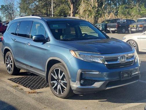2019 Honda Pilot Touring 8-Passenger