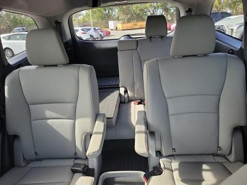 2019 Honda Pilot Touring 8-Passenger