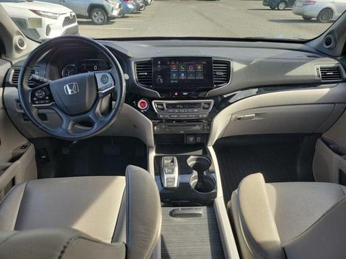 2019 Honda Pilot Touring 8-Passenger