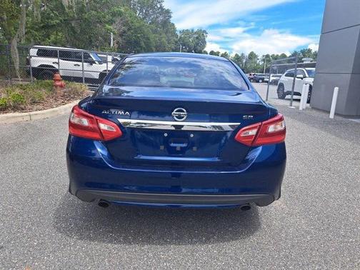 2016 Nissan Altima 2.5 SR