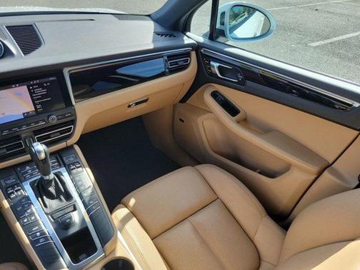 2019 Porsche Macan Base