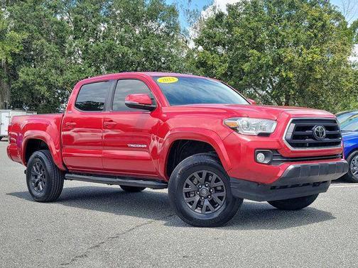 Barcelona Red Metallic 2022 Toyota Tacoma SR5