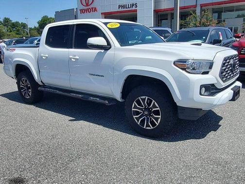 Super White 2020 Toyota Tacoma TRD Sport