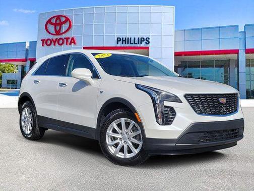 2022 Cadillac XT4 Luxury