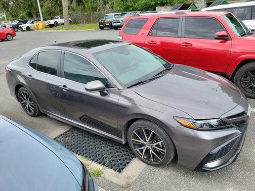 Predawn Gray Mica 2024 Toyota Camry SE