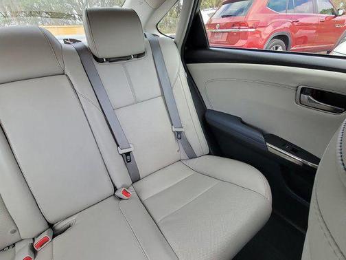 2013 Toyota Avalon Limited