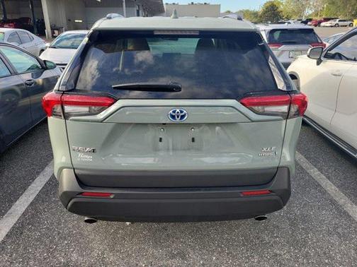 2022 Toyota RAV4 Hybrid XLE Premium