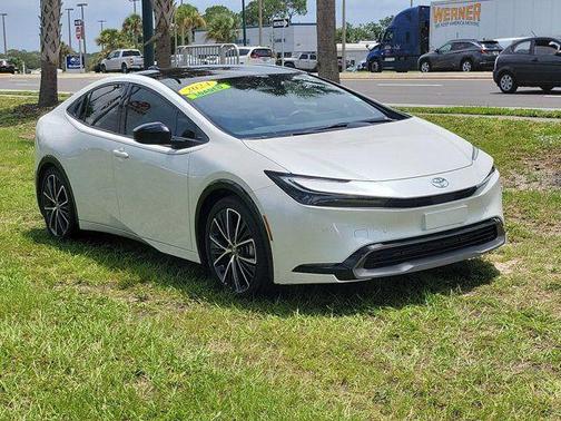 Wind Chill Pearl 2024 Toyota Prius Limited