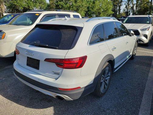Glacier White Metallic 2019 Audi A4 allroad 2.0T Premium Plus