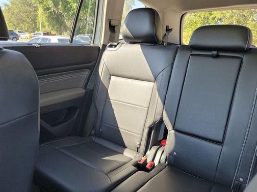 2022 Volkswagen Atlas 3.6L SEL