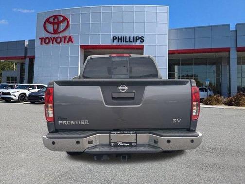 2017 Nissan Frontier SV