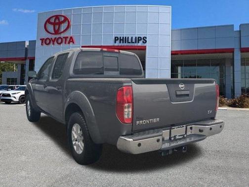 2017 Nissan Frontier SV