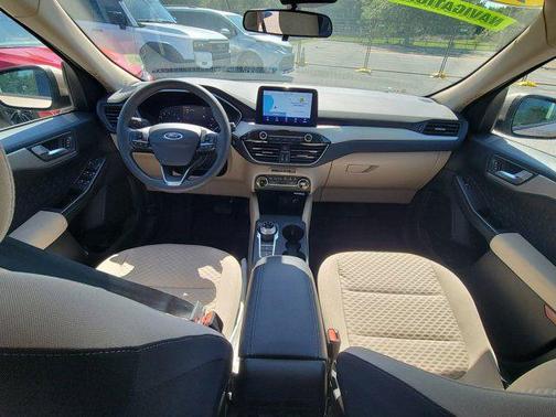 Desert Gold Metallic 2020 Ford Escape SE