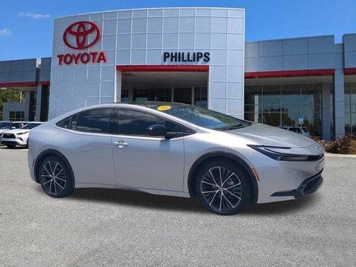2024 Toyota Prius XLE