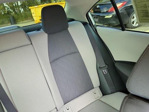 2020 Toyota Corolla Hybrid LE