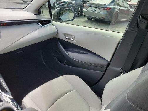 2020 Toyota Corolla Hybrid LE