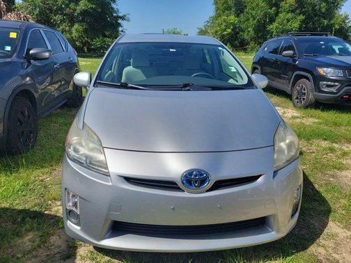 Classic Silver Metallic 2011 Toyota Prius II