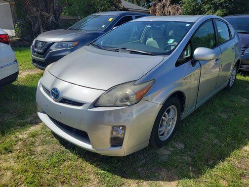 Classic Silver Metallic 2011 Toyota Prius II