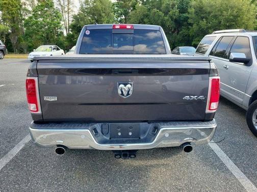 Granite Crystal Metallic Clearcoat 2018 RAM 1500 Laramie