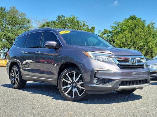 Modern Steel Metallic 2019 Honda Pilot Touring 8-Passenger