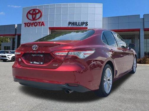 2018 Toyota Camry XLE