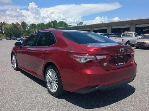 2018 Toyota Camry XLE