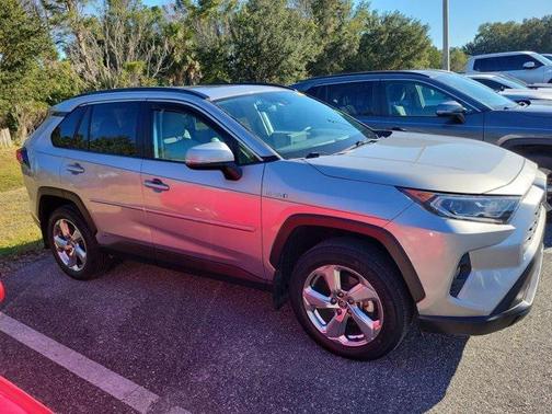 2021 Toyota RAV4 Hybrid XLE Premium